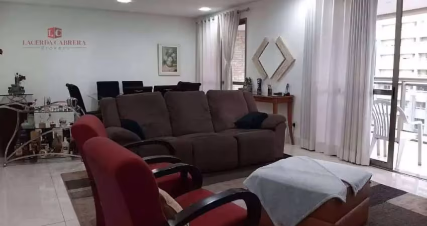 Apartamento à venda Vila Andrade-Morumbi.  212m²., 03 Suites, 04 vagas com depósito.