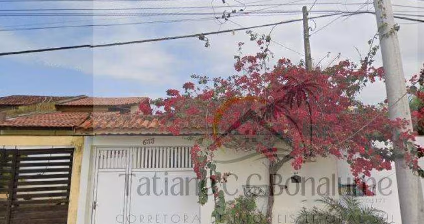 Casa para Venda em Itanhaém, Vila Loty, 2 dormitórios, 1 suíte, 2 banheiros, 2 vagas