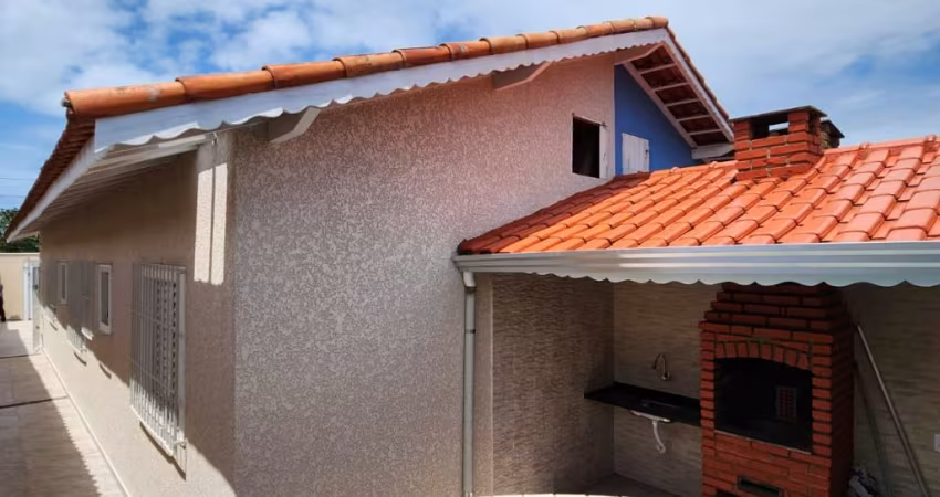 Casa para Venda no bairro Nova Itanhaém, localizado na cidade de Itanhaém / SP.
