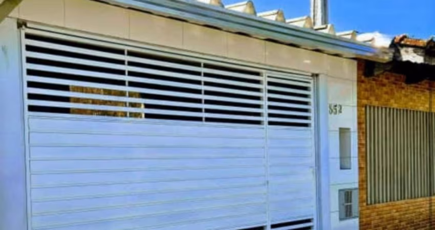Casa para Venda no bairro Balneário Anchieta, localizado na cidade de Mongaguá / SP.