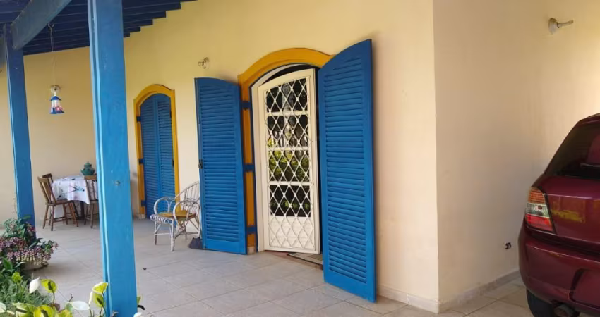 Casa para Venda no bairro Jardim Grandesp, localizado na cidade de Itanhaém / SP.