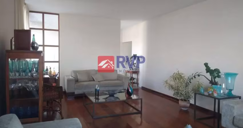 Casa com 5 quartos à venda na Rua Professor Teodoro Coelho, 256, Bairu, Juiz de Fora