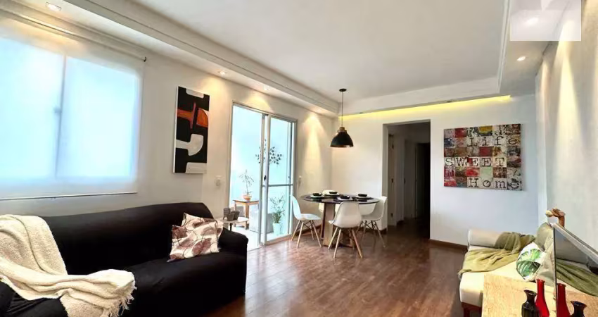 Apartamento com 3 dormitórios à venda, 72 m² por R$ 745.000,00 - Alphaville - Barueri/SP