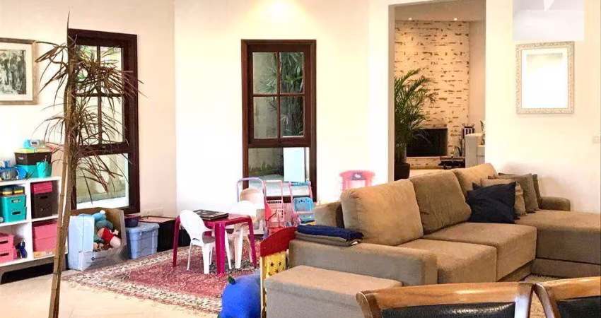 Casa com 4 suítes em Alphaville  305 m²  - Residencial Onze (Alphaville) - SP