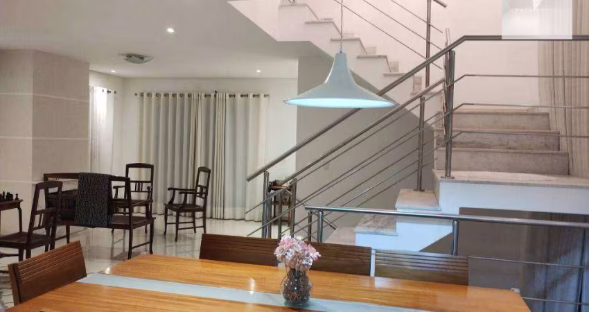 Casa com 4 dormitórios à venda, 240 m², 4 Suítes, Piscina, Gourmet , Pomar!