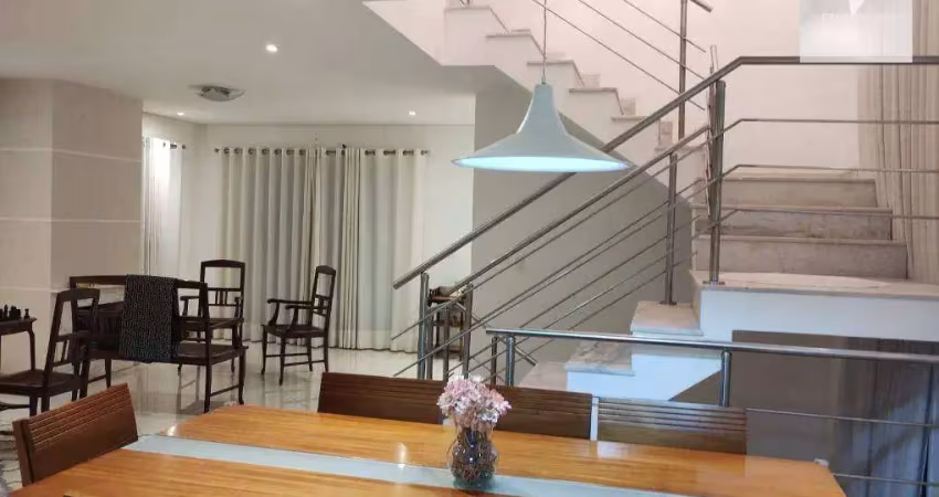 Casa com 4 dormitórios à venda, 240 m², 4 suítes, piscina, gourmet , pomar!