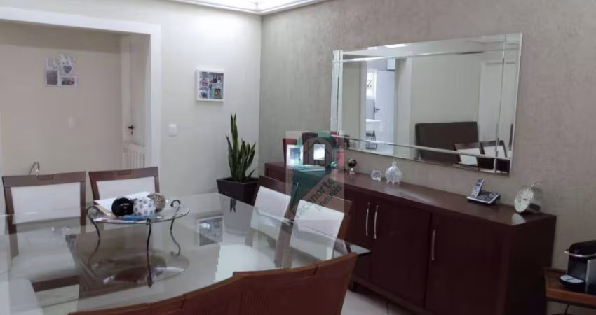 Oportunidade, Casa em Excelente Residencial em Alphaville!