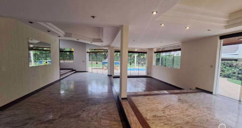 Casa de Esquina para alugar por R$ 30.000/mês - Alphaville 02 - Barueri/SP