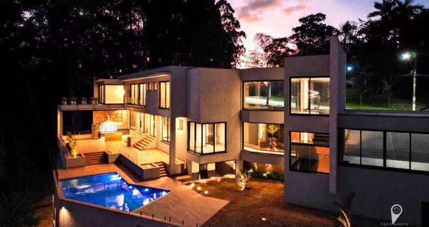 Maravilhosa Mansão com  2367 Mts de Terreno, 850 m²  de área construída por R$ 18.900.000 - Tamboré 1 - Barueri/SP