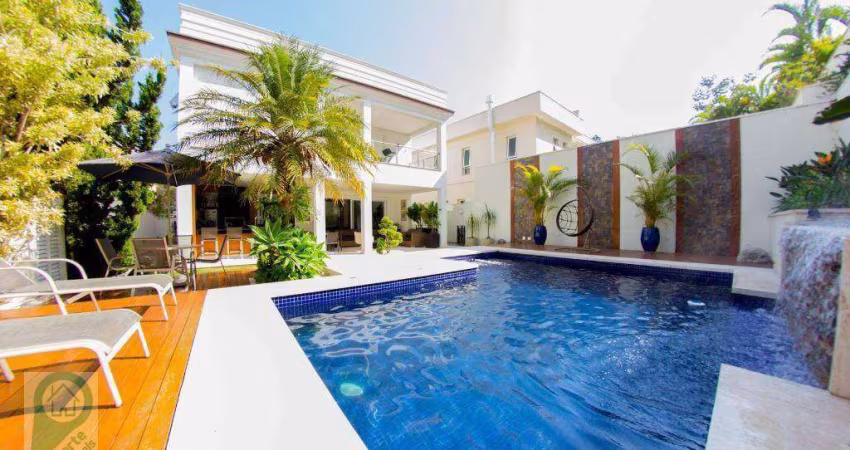 Casa Totalmente Mobiliada com 4 dormitórios à600 m²-  Alphaville - Santana de Parnaíba/SP