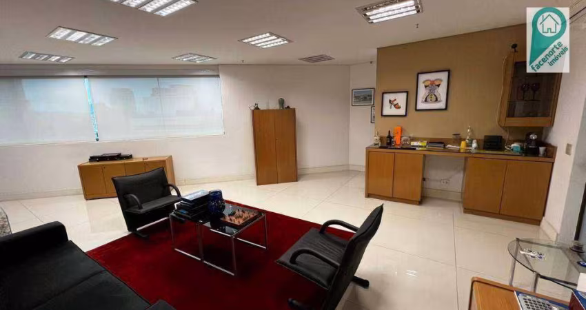 Sala Mobiliada no Centro de Alphaville, 59,31 Mts, 2 Banheiros, 1 Vaga! Andar Alto!