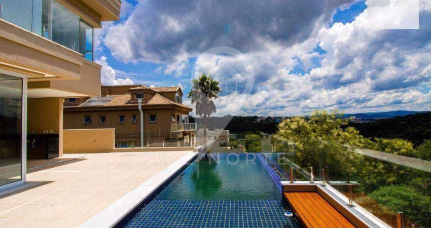 Maravilhosa Casa Nova! Vista Cinematográfica! Piscina Borda Infinita e Elevador!