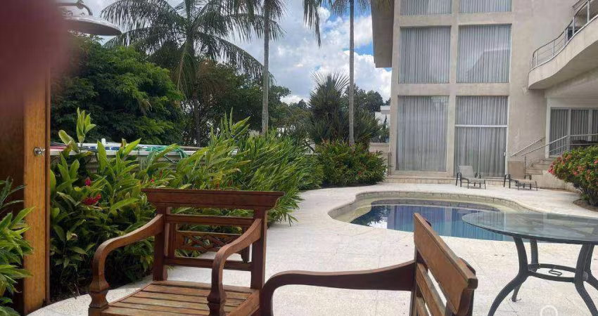 Casa em Alphaville com 6 dormitórios à venda, 647 m² por R$ 5.900.000 - Valville 2 - SP
