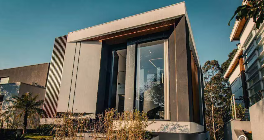 Casa mobiliada de alto padrão em alphaville tamboré 11 – 4 suítes, área gourmet e piscina