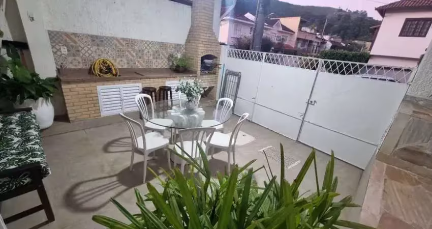Casa com 3 quartos à venda, 180m² - freguesia- jacarepaguá