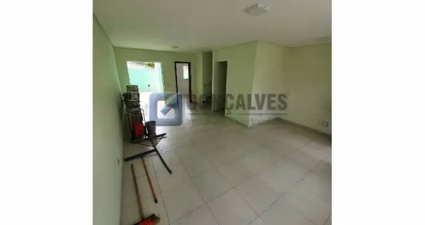 Casa com 3 quartos à venda na LUZERN, R, Taboão, São Bernardo do Campo