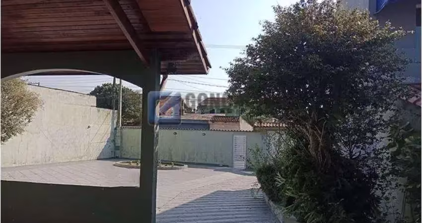 Casa com 2 quartos à venda na LOURIVAL FAUSTO MUNIZ, R, Jardim Corumbá, Itanhaém