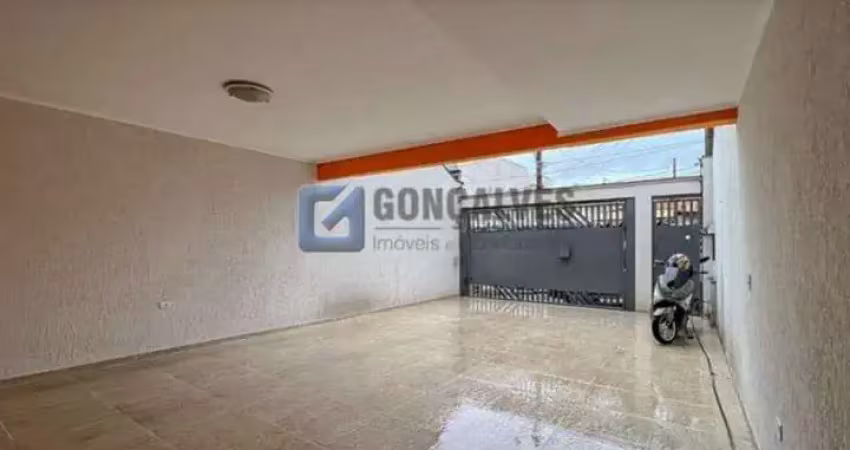 Sobrado à venda no bairro  vila floresta em santo andré/sp, com 240 e 4 quartos sendo 1 suíte.