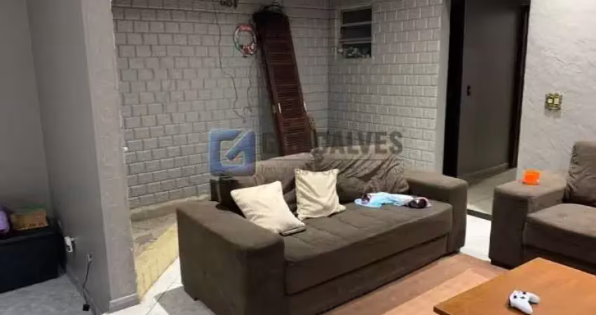 Casa com 3 quartos à venda na JOAO BATISTA MARSON, R, Parque Selecta (Montanhão), São Bernardo do Campo