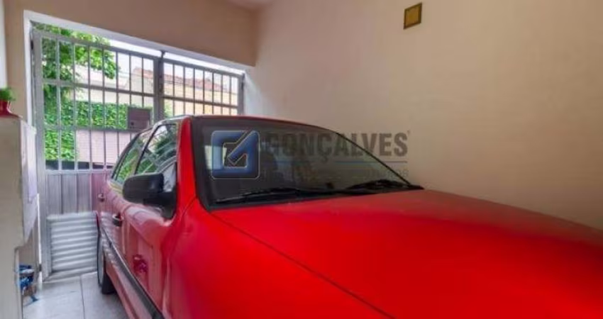 Casa com 6 quartos à venda na CASTRO ALVES, R, Cerâmica, São Caetano do Sul