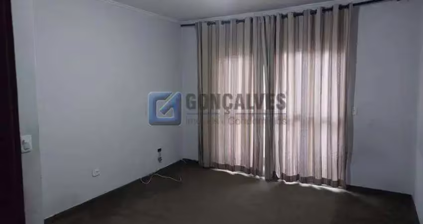 Casa com 2 quartos à venda na MADRI, R, Utinga, Santo André