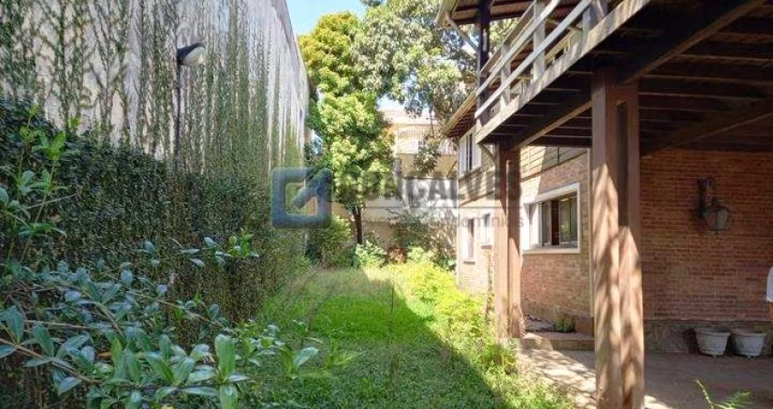 Casa com 5 quartos à venda na DEA FONGARO, R, Rudge Ramos, São Bernardo do Campo