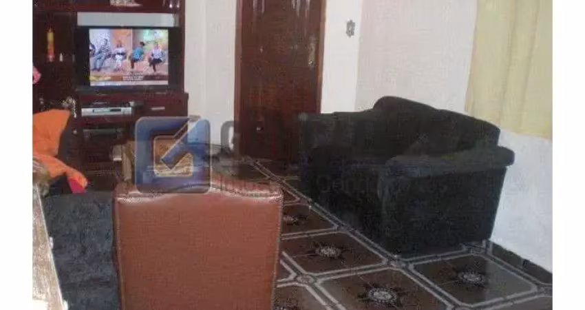Casa com 3 quartos à venda na REVERENDO PAULO LICIO RIZZO, R, Alves Dias, São Bernardo do Campo