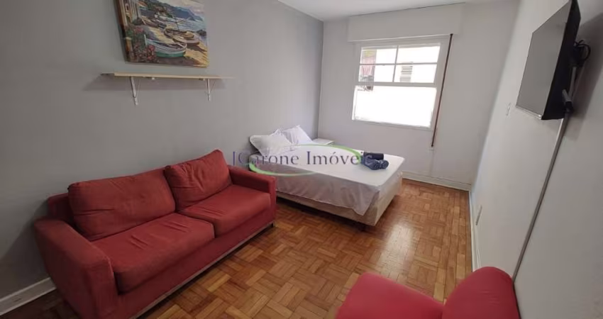 Sala Living a venda na quadra da Praia do Boqueirão em Santos / SP