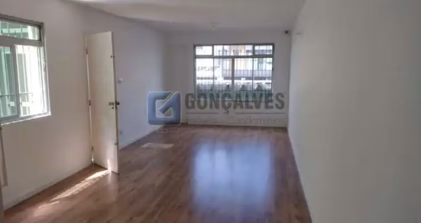 Casa com 3 quartos para alugar na ARAPURU, R, Parque Jaçatuba, Santo André