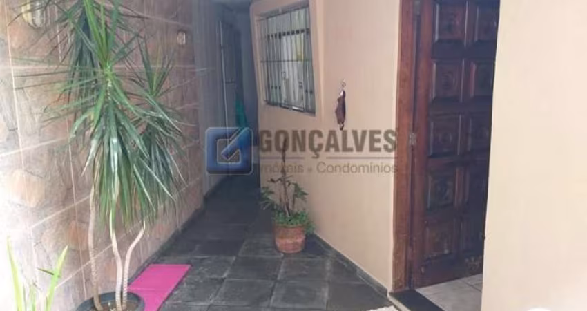 Casa com 3 quartos para alugar na VIRGILIO DI CICCO, R, Vila Palmares, Santo André
