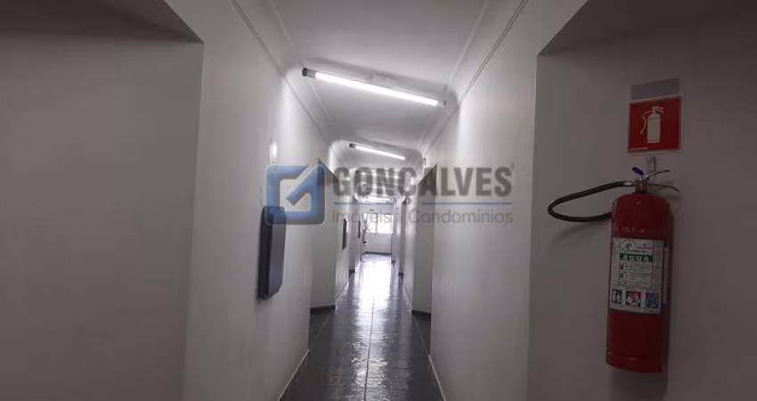 Sala comercial com 1 sala para alugar na GOIAS, AV, Santo Antônio, São Caetano do Sul