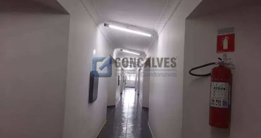 Sala comercial com 1 sala para alugar na GOIAS, AV, Santo Antônio, São Caetano do Sul