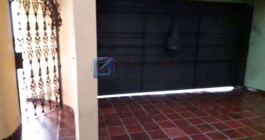 Casa comercial com 1 sala para alugar na DAS FIGUEIRAS, R, Campestre, Santo André