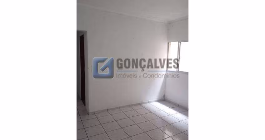Casa com 2 quartos para alugar na SERRA DO MAR, R, Jardim Thelma, São Bernardo do Campo