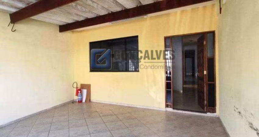 Casa com 2 quartos para alugar na FLAMINIO FAVERO, R, Nova Petrópolis, São Bernardo do Campo