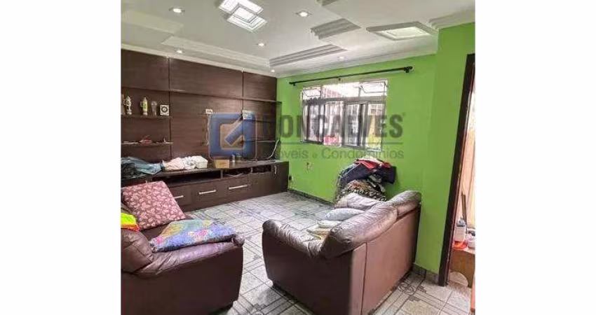 Casa com 4 quartos para alugar na SAO BERNARDO DO CAMPO, AV, Jardim Aclimação, Santo André