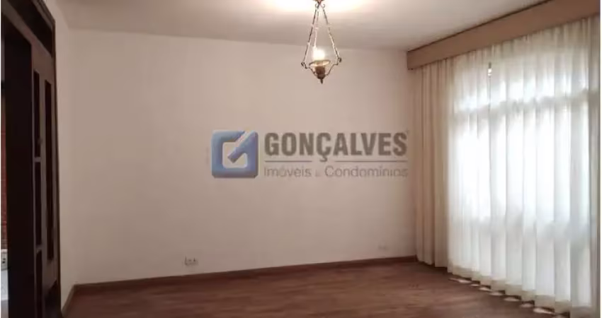 Casa com 3 quartos para alugar na RUTH PINTO DE CAMARGO, R, Nova Petrópolis, São Bernardo do Campo