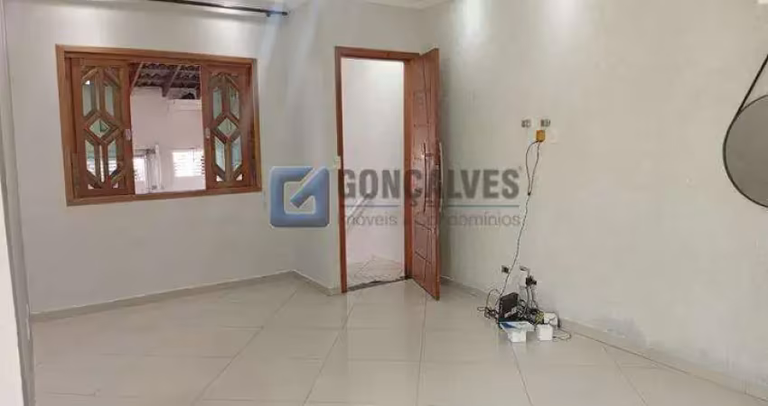 Casa com 3 quartos para alugar na CIDADE DE SAO SEBASTIAO, R, Nova Petrópolis, São Bernardo do Campo