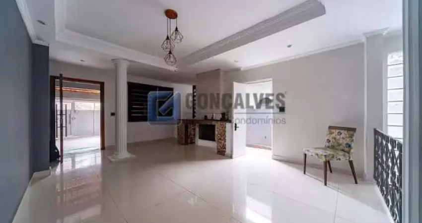 Casa com 3 quartos para alugar na CARNEIRO LEAO, R, Vila Scarpelli, Santo André