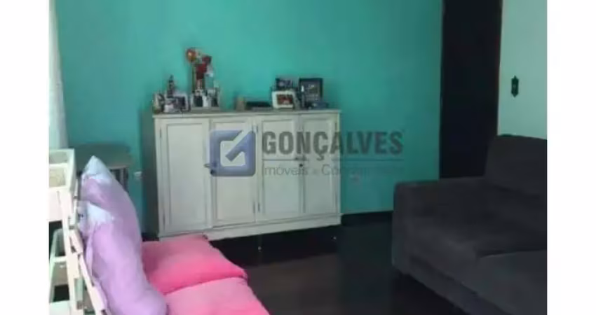Casa com 2 quartos para alugar na ITAGIBA DE ALMEIDA, R, Centro, São Bernardo do Campo