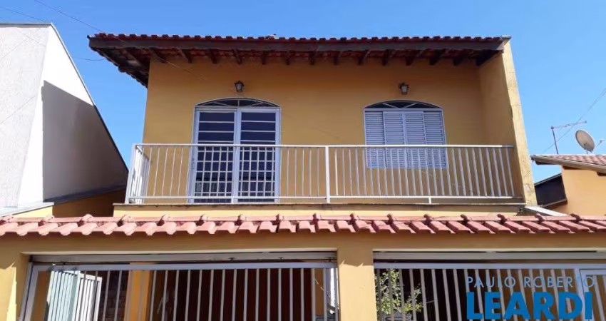 SOBRADO - RESIDENCIAL SANTA CLARA - MG