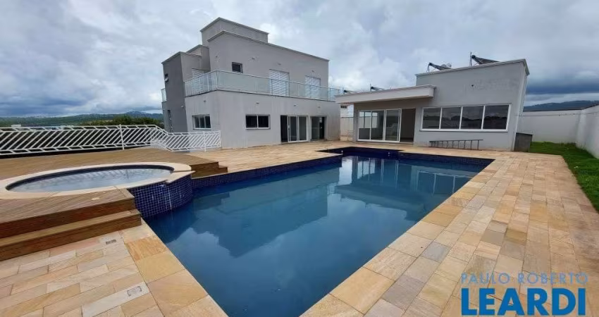 CASA EM CONDOMÍNIO - RESIDENCIAL E INDUSTRIAL CAMPO ALEGRE - MG