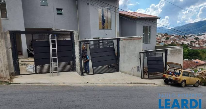 SOBRADO - ESTÂNCIA SÃO JOSÉ - MG