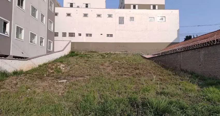 Terreno à venda no Village São Luiz, Poços de Caldas 