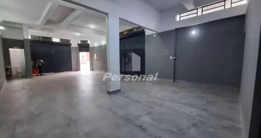 Casa comercial com 2 salas para alugar no Centro, Taubaté 
