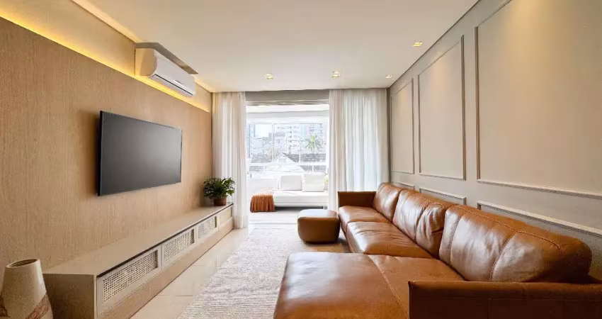 Mobiliado, moderno e decorado, este apartamento no america foi todo reformado e está pronto para morar.