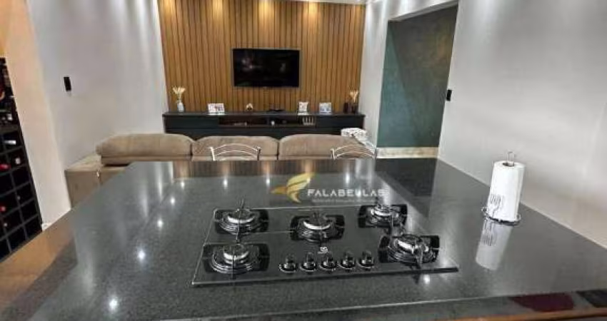 Sobrado com 2 dormitórios à venda, 220 m² por R$ 739.000,00 - Vila Santa Terezinha - Várzea Paulista/SP