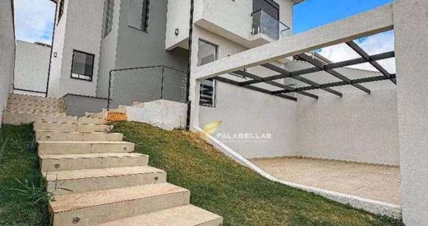 Casa com 3 dormitórios à venda, 190 m² por R$ 950.000,00 - Condomínio Chacur - Várzea Paulista/SP