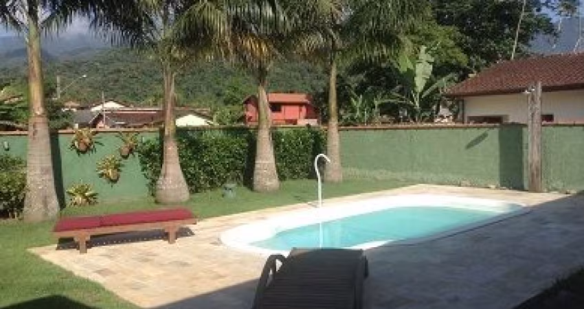 Belissima casa em Condominio Park Hils