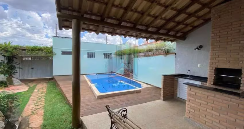 Casa com 3 quartos à venda na Avenida João Crnkovic, 174, Parque Fehr, São Carlos